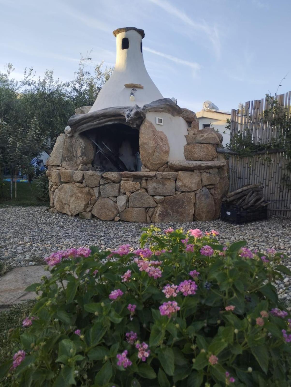 Vila Cuccuru Relax - B Iun Q9882 Orosei Exteriér fotografie