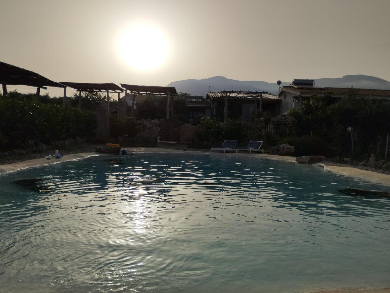 Vila Cuccuru Relax - B Iun Q9882 Orosei Exteriér fotografie