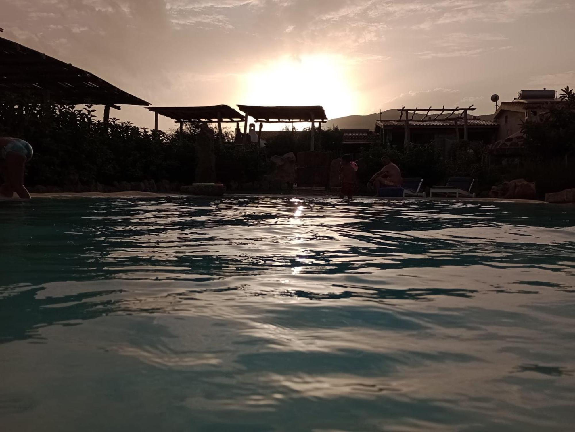 Vila Cuccuru Relax - B Iun Q9882 Orosei Exteriér fotografie